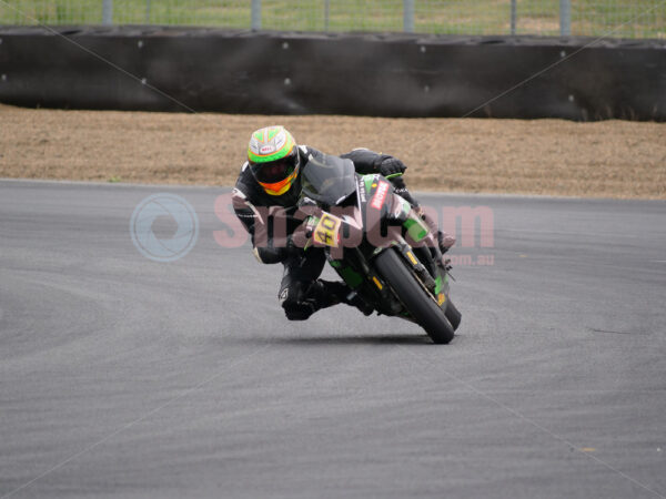 Queensland Raceway 21-11-21 QR Moto Ride Day -