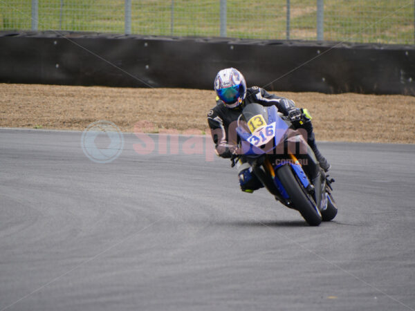 Queensland Raceway 21-11-21 QR Moto Ride Day -