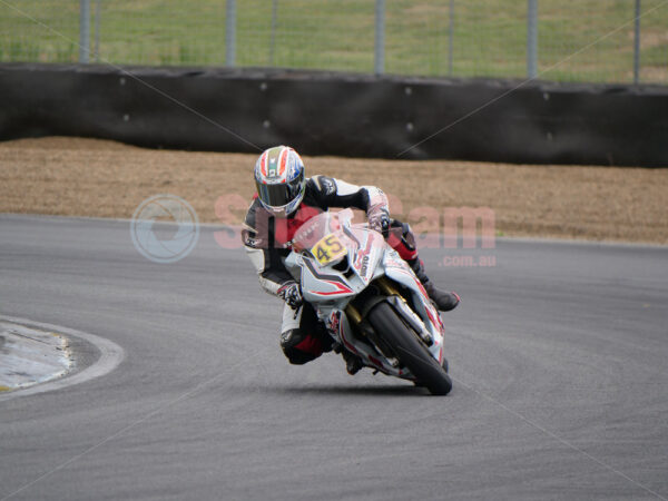 Queensland Raceway 21-11-21 QR Moto Ride Day -