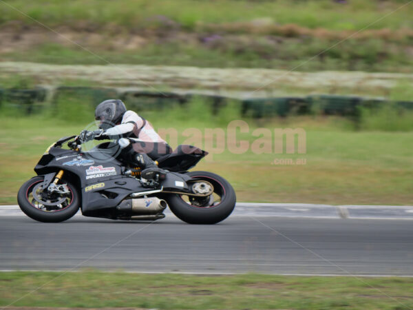 Queensland Raceway 21-11-21 QR Moto Ride Day -