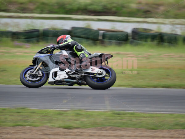 Queensland Raceway 21-11-21 QR Moto Ride Day -