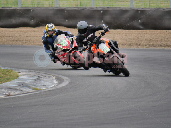 Queensland Raceway 21-11-21 QR Moto Ride Day -