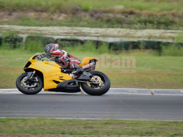 Queensland Raceway 21-11-21 QR Moto Ride Day -