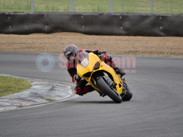 Queensland Raceway 21-11-21 QR Moto Ride Day -