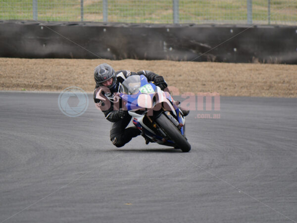 Queensland Raceway 21-11-21 QR Moto Ride Day -