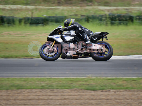 Queensland Raceway 21-11-21 QR Moto Ride Day -