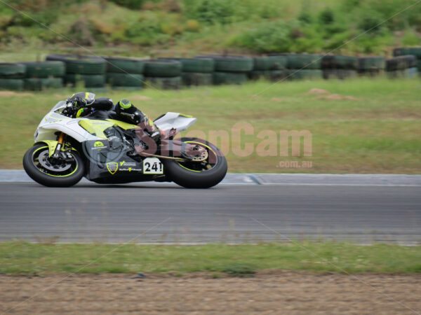 Queensland Raceway 21-11-21 QR Moto Ride Day -