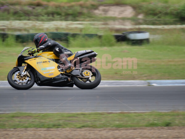 Queensland Raceway 21-11-21 QR Moto Ride Day -