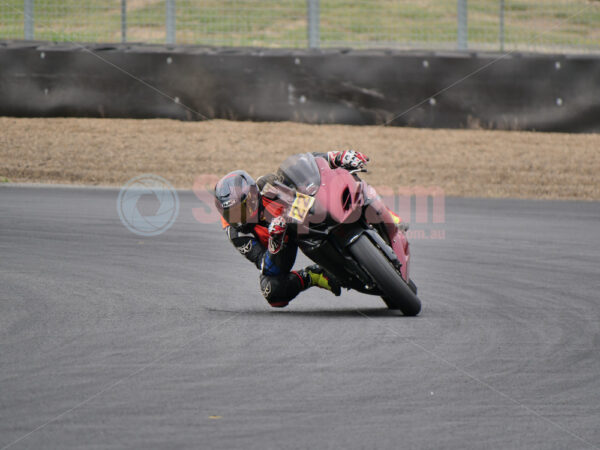 Queensland Raceway 21-11-21 QR Moto Ride Day, -