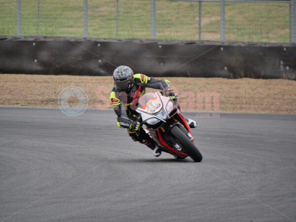 Queensland Raceway 21-11-21 QR Moto Ride Day, -