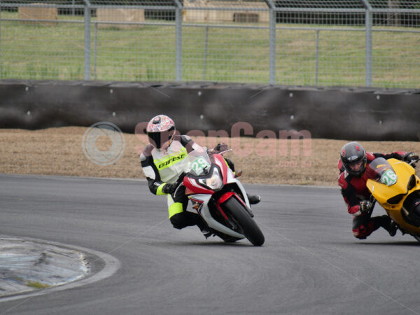 Queensland Raceway 21-11-21 QR Moto Ride Day, -