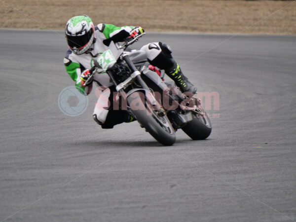 Queensland Raceway 21-11-21 QR Moto Ride Day, -