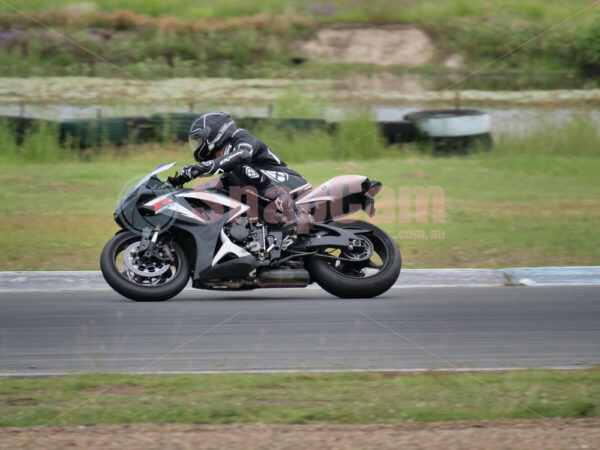 Queensland Raceway 21-11-21 QR Moto Ride Day, -