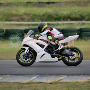 Queensland Raceway 21-11-21 QR Moto Ride Day -