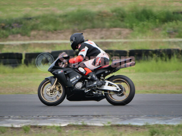 Queensland Raceway 21-11-21 QR Moto Ride Day -