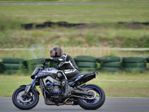 Queensland Raceway 21-11-21 QR Moto Ride Day -