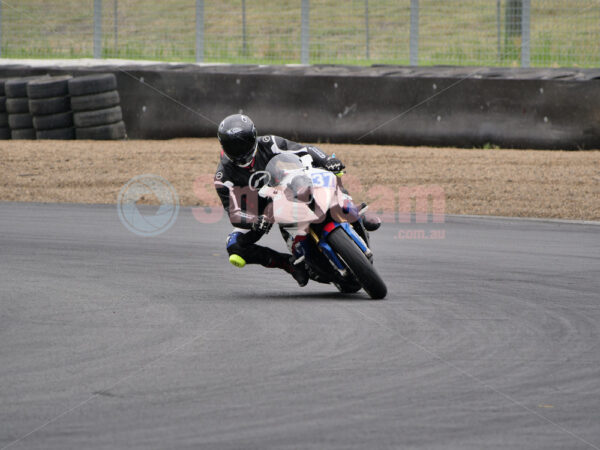 Queensland Raceway 21-11-21 QR Moto Ride Day -