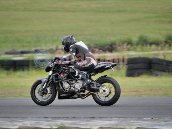 Queensland Raceway 21-11-21 QR Moto Ride Day -