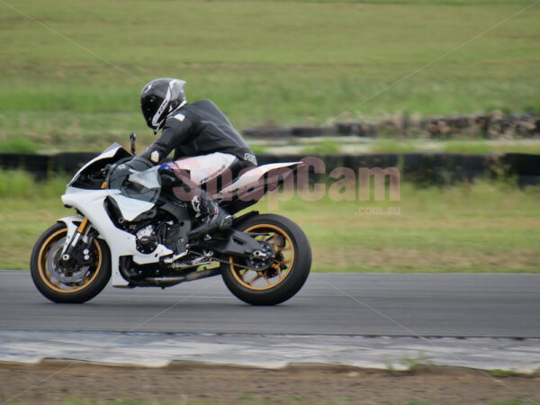 Queensland Raceway 21-11-21 QR Moto Ride Day -