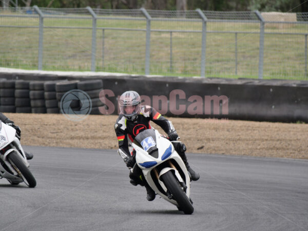 Queensland Raceway 21-11-21 QR Moto Ride Day -