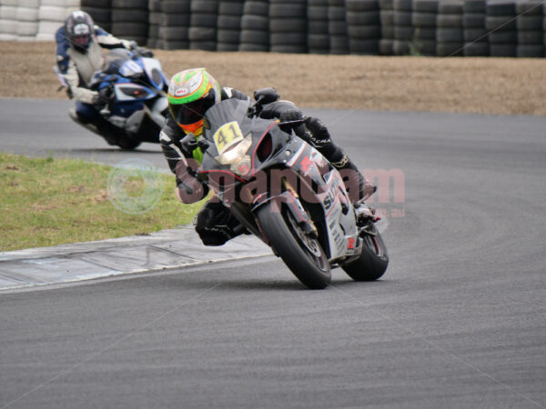 Queensland Raceway 21-11-21 QR Moto Ride Day -