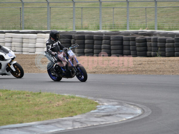 Queensland Raceway 21-11-21 QR Moto Ride Day -