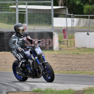 Queensland Raceway 21-11-21 QR Moto Ride Day -