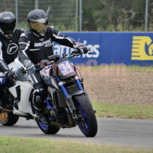 Queensland Raceway 21-11-21 QR Moto Ride Day -