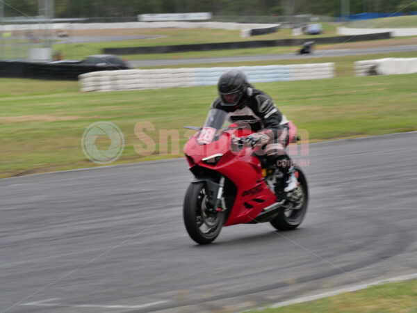 Queensland Raceway 21-11-21 QR Moto Ride Day -