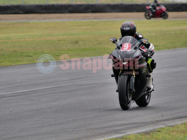 Queensland Raceway 21-11-21 QR Moto Ride Day -