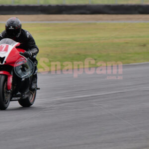 Queensland Raceway 21-11-21 QR Moto Ride Day -