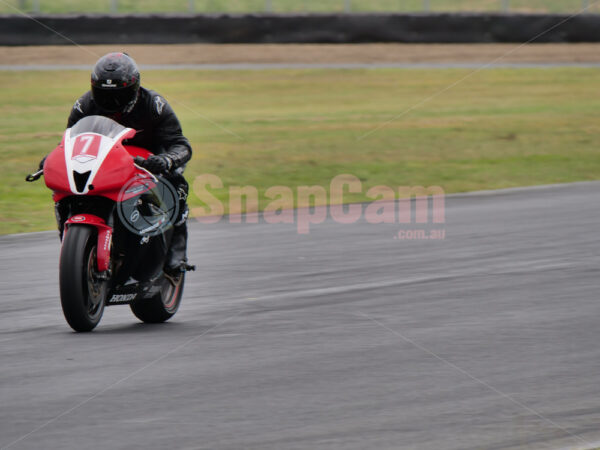 Queensland Raceway 21-11-21 QR Moto Ride Day -