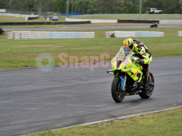 Queensland Raceway 21-11-21 QR Moto Ride Day -