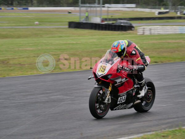 Queensland Raceway 21-11-21 QR Moto Ride Day -