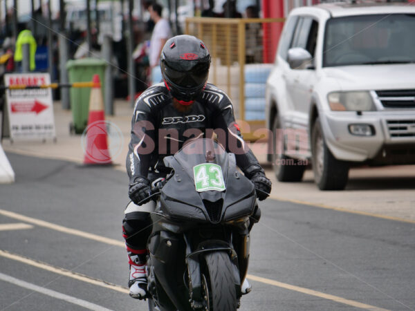 Queensland Raceway 21-11-21 QR Moto Ride Day -