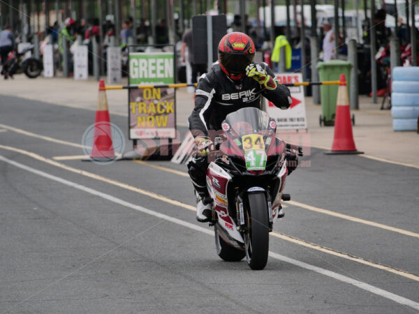 Queensland Raceway 21-11-21 QR Moto Ride Day -