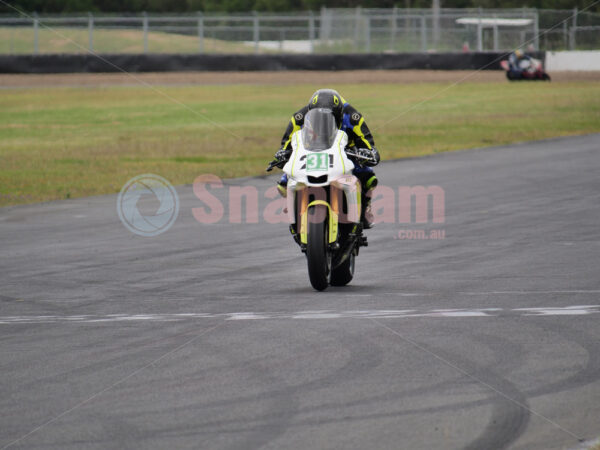 Queensland Raceway 21-11-21 QR Moto Ride Day -