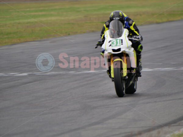 Queensland Raceway 21-11-21 QR Moto Ride Day -