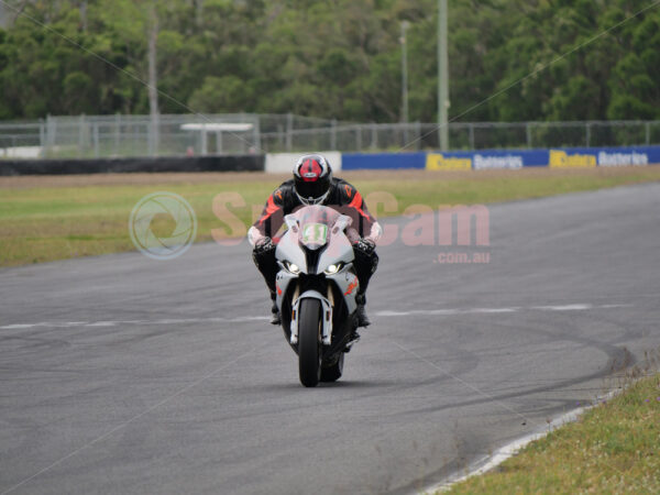 Queensland Raceway 21-11-21 QR Moto Ride Day -