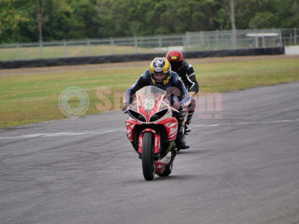 Queensland Raceway 21-11-21 QR Moto Ride Day -