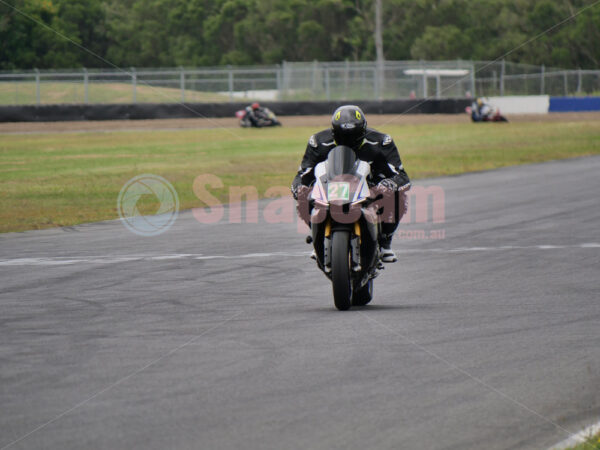 Queensland Raceway 21-11-21 QR Moto Ride Day -