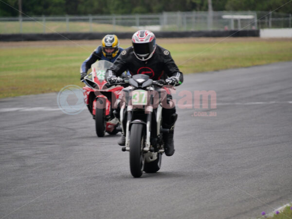 Queensland Raceway 21-11-21 QR Moto Ride Day -