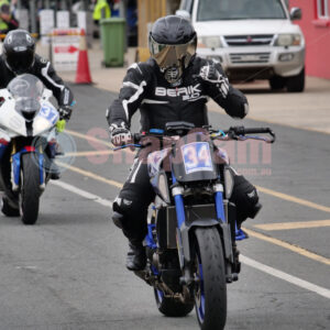 Queensland Raceway 21-11-21 QR Moto Ride Day -