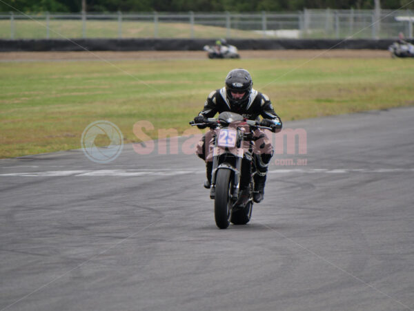 Queensland Raceway 21-11-21 QR Moto Ride Day -