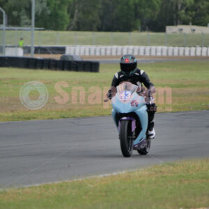 Queensland Raceway 21-11-21 QR Moto Ride Day -