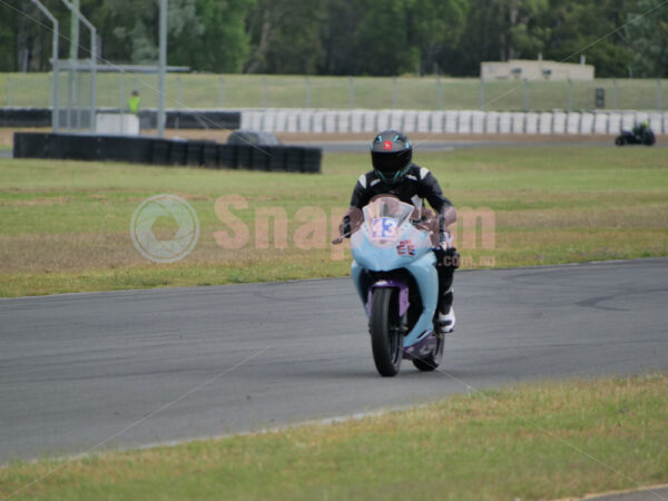 Queensland Raceway 21-11-21 QR Moto Ride Day -