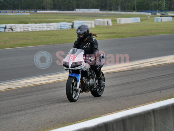 Queensland Raceway 21-11-21 QR Moto Ride Day -