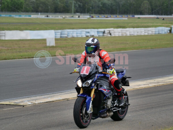 Queensland Raceway 21-11-21 QR Moto Ride Day -