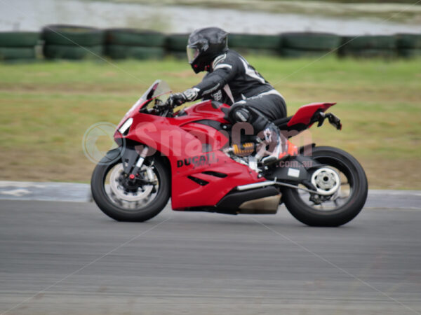 Queensland Raceway 21-11-21 QR Moto Ride Day -