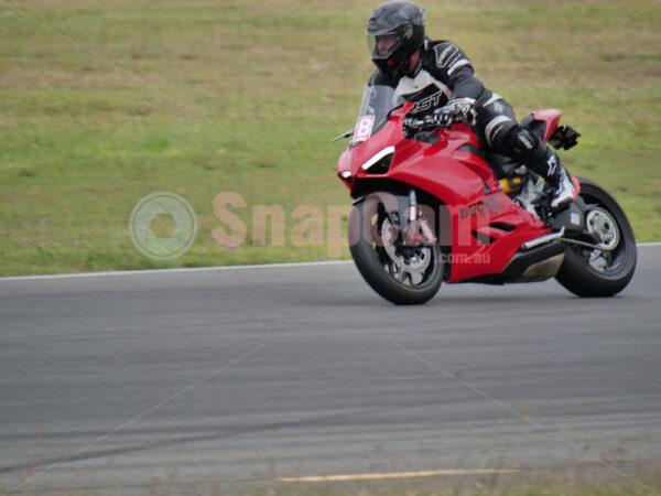 Queensland Raceway 21-11-21 QR Moto Ride Day -